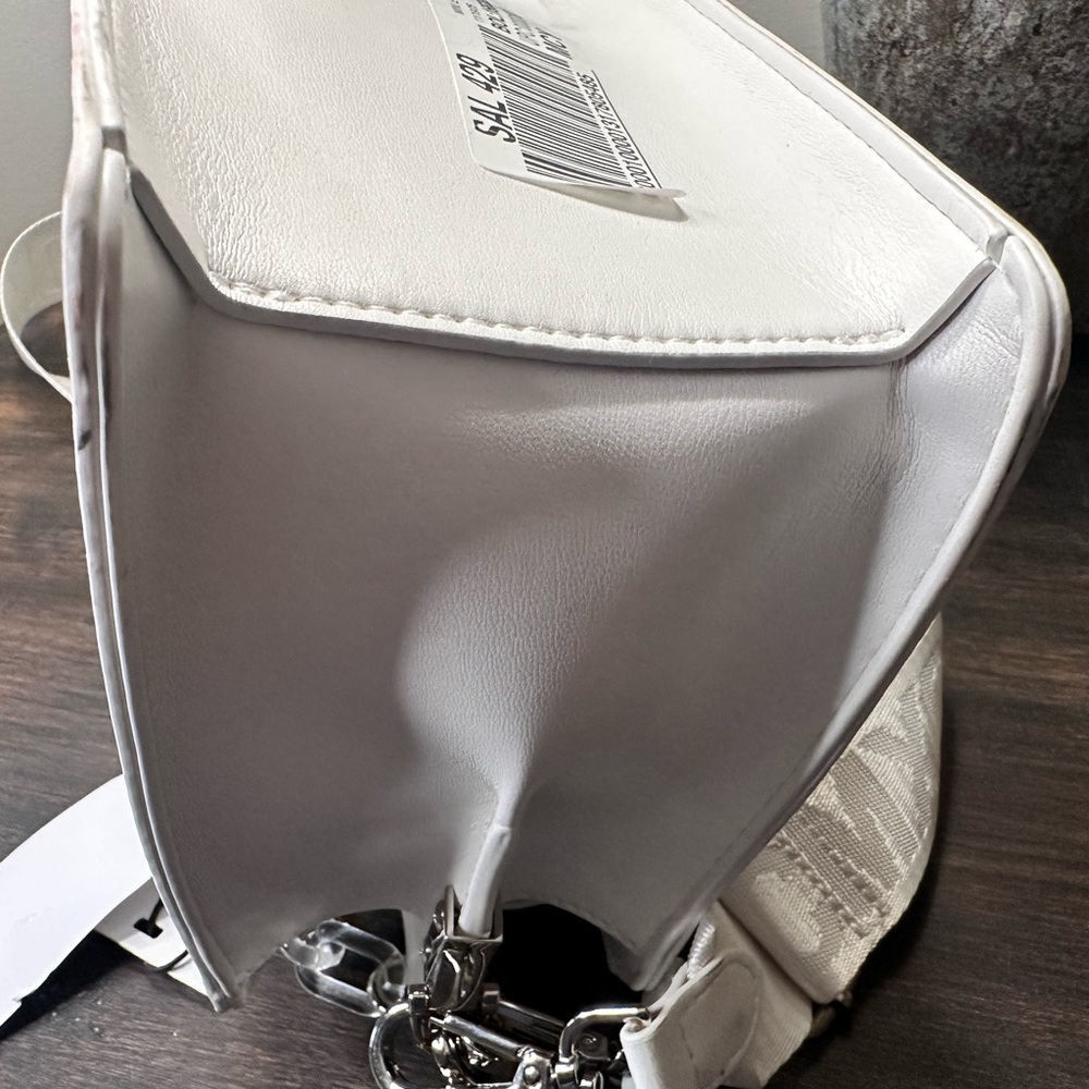 Steve Madden White Crossbody Bag - Picture 15 of 15